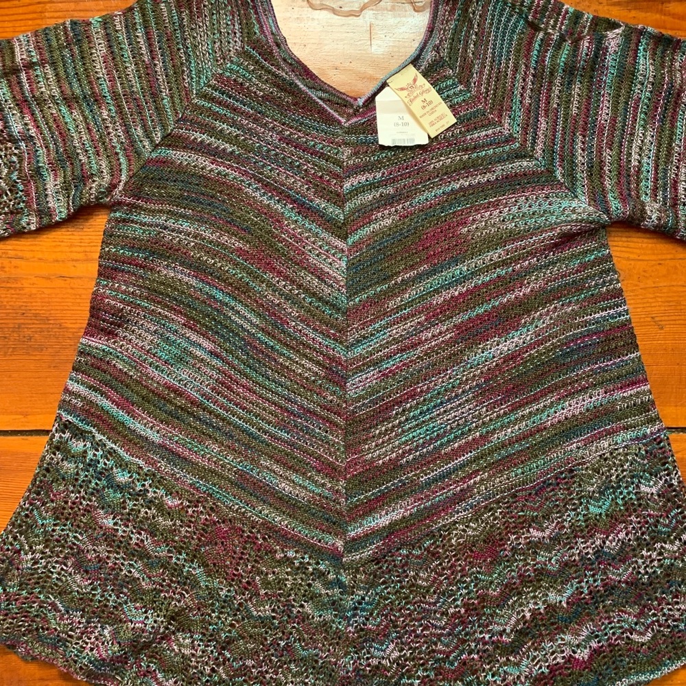 Very cute multi colored top